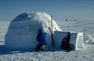 Une dernière nuit de célibataire dans un igloo, vos mariés s'en souviendront !
