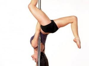 Réaliser un cours de pole danse entre copine pour un EVJF